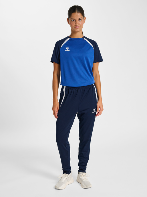 hmlLEAD 2.0 TRAINING PANTS WOMAN, MARINE, model