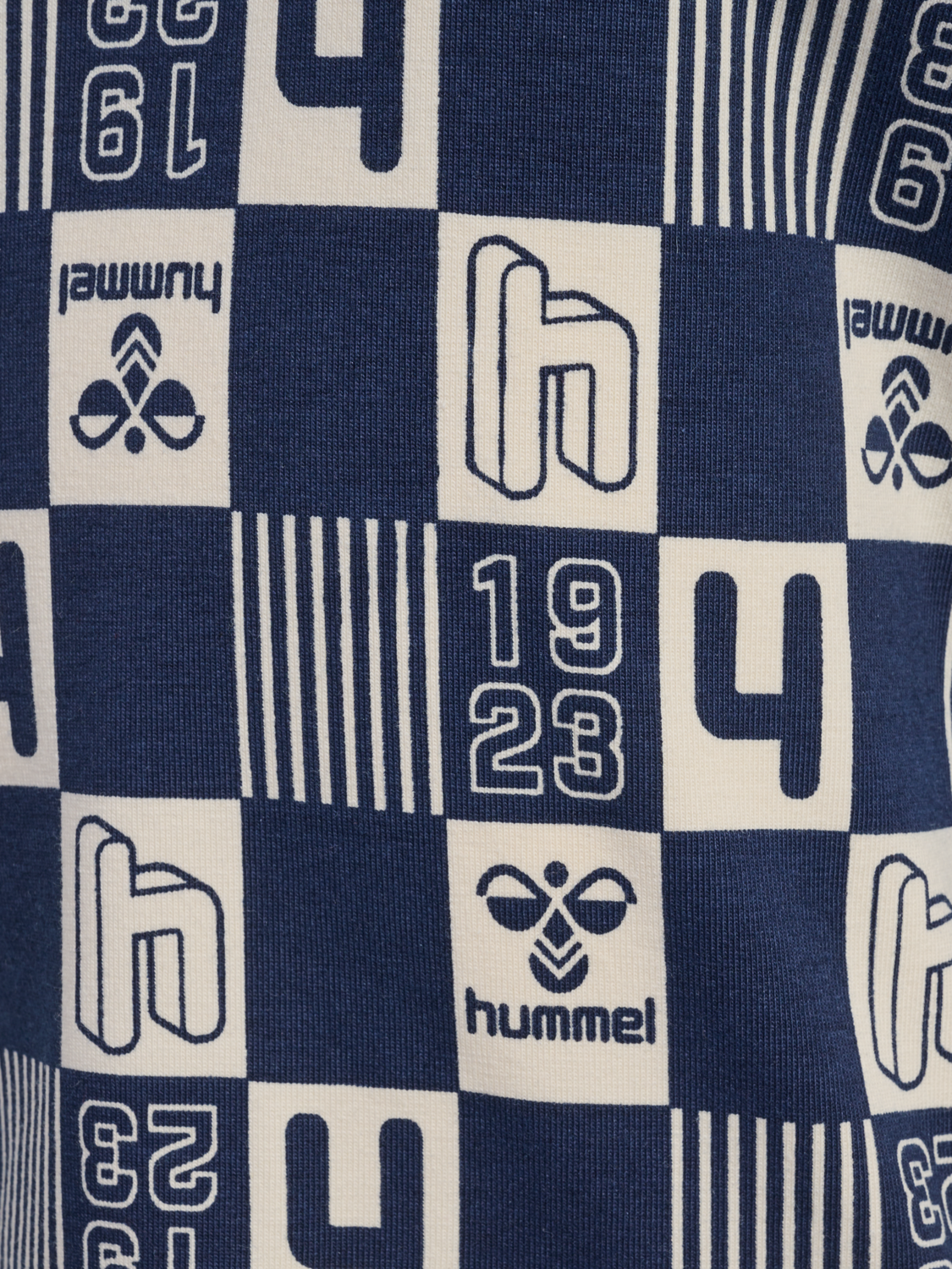 hmlJANUS T-SHIRT S/S, BLACK IRIS, packshot