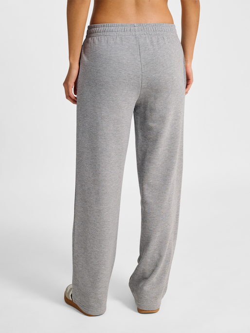 hmlPULSE WIDE W SWEAT PANTS, GREY MELANGE, model